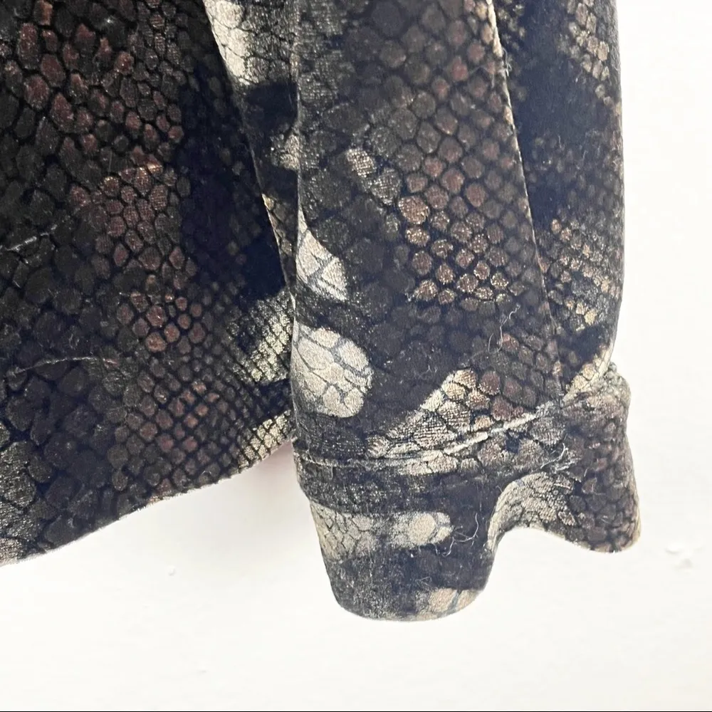 LESLIE FAYE Black Green Velour Velvet Button Long Sleeves Lined Shacket Size 12 - Image 8