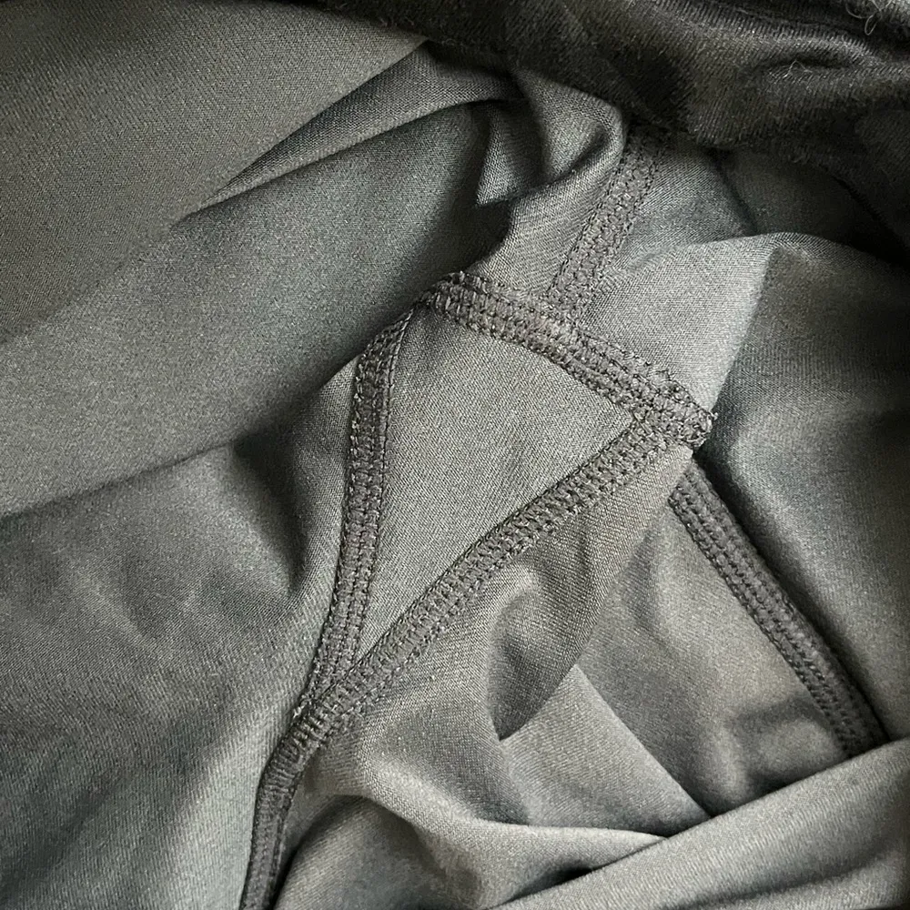 Mondetta Performance + Luxury Camo Leggings L High Rise Sporty Grunge Goth Boho - Image 8