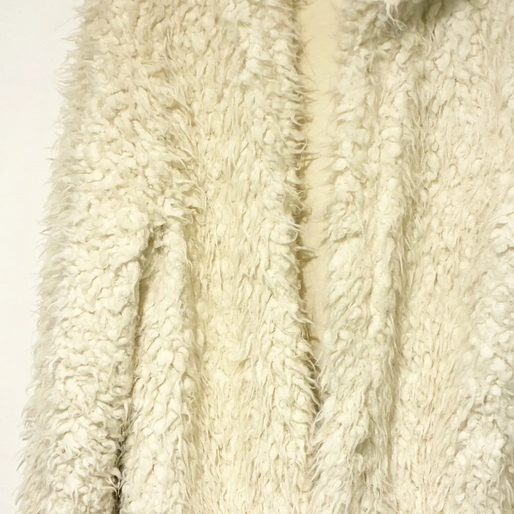 FREE PEOPLE Size Large FLUFFY ONCE UPON A HOODED JACKET IVORY - Image 3