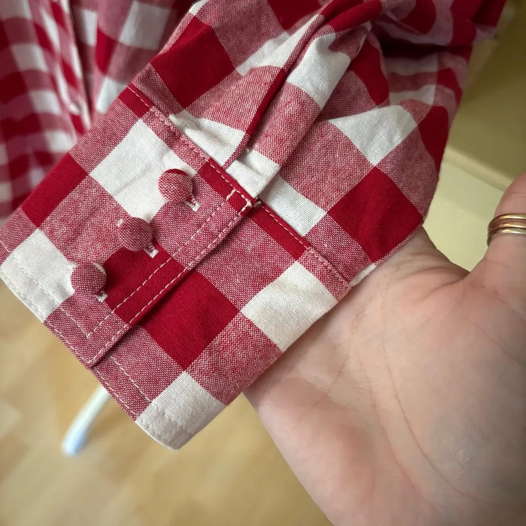 POMANDER PLACE Apple Red Gingham Scarlett Button Down shirt Size Medium NWOT - Image 5