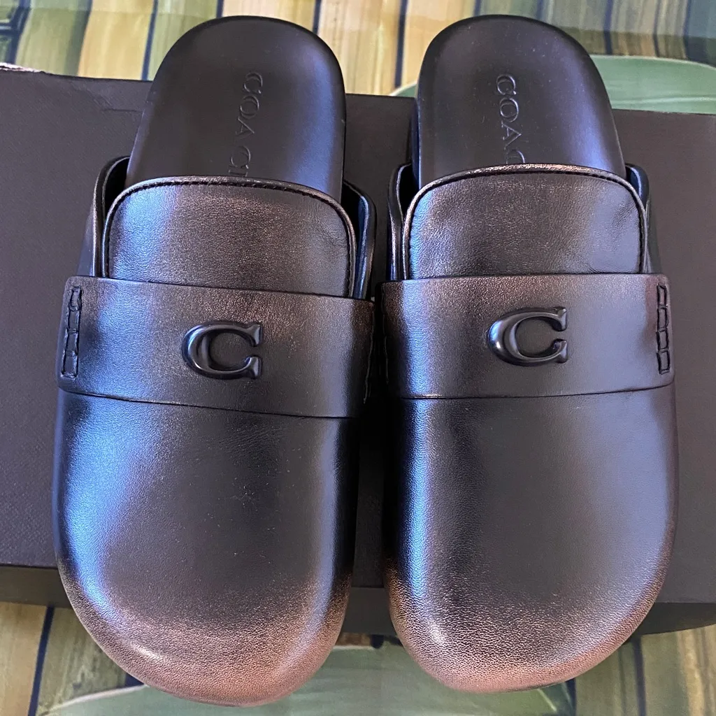 Coach NWT 
Women's Sculpted C Loved Leather Clogs - Image 5