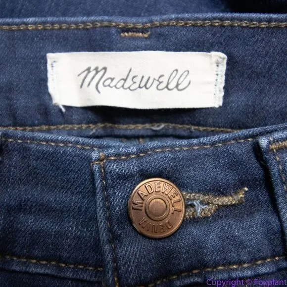 Madewell Petite 10" High-Rise‎ Skinny Jeans in Hayes Wash, 24P - Image 10