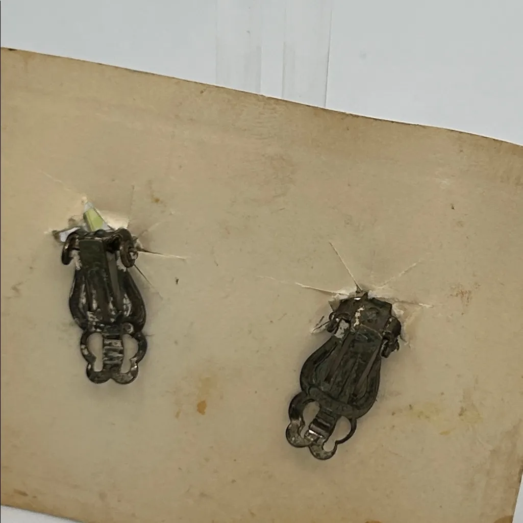 Signed Japan Vintage Faux Pearl and Crystal Clip - Image 2