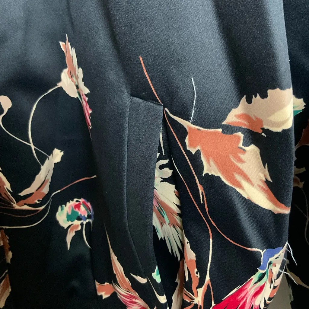 Chaps Floral Satin Bomber Jacket Size Large - Image 4