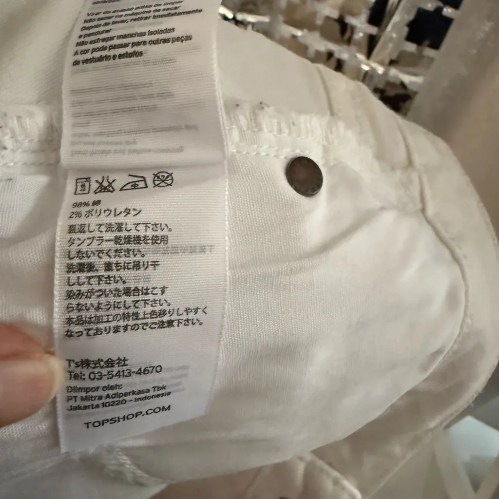 Topshop Light Cream Jean Shorts - Image 4