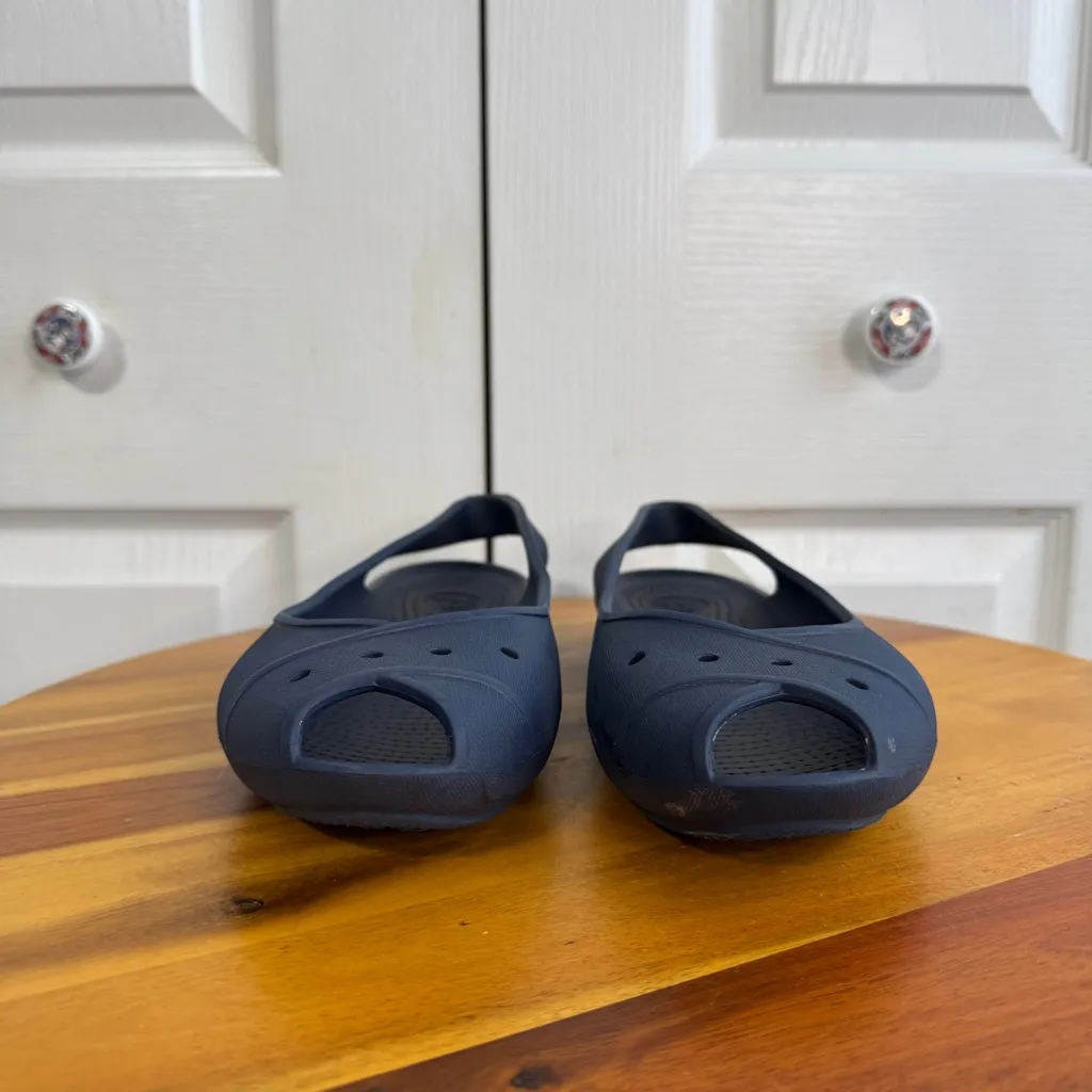 Crocs navy blue peep toe sling back shoes size 11 - Image 4