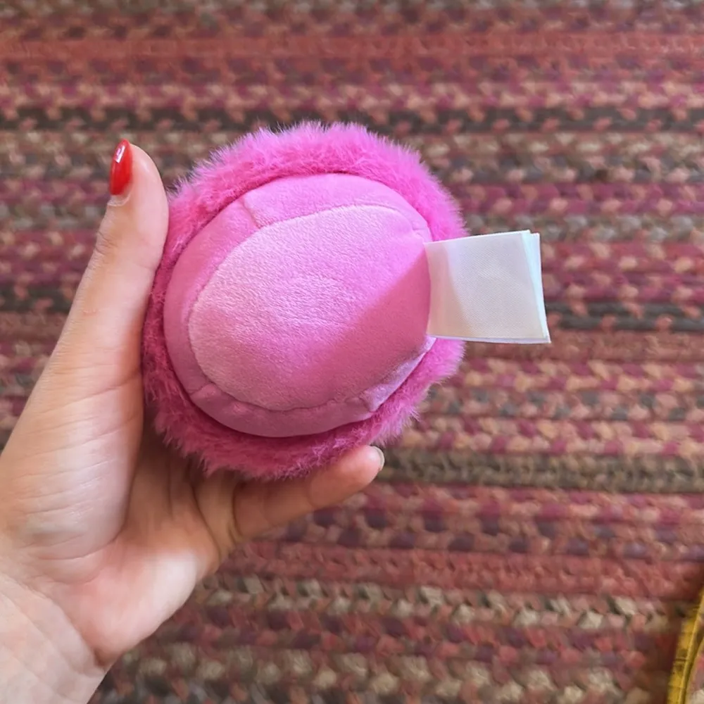 NWT MIDDY SQUISHMALLOW KEYCHAIN BAG CHARM CLIP ON - Image 4