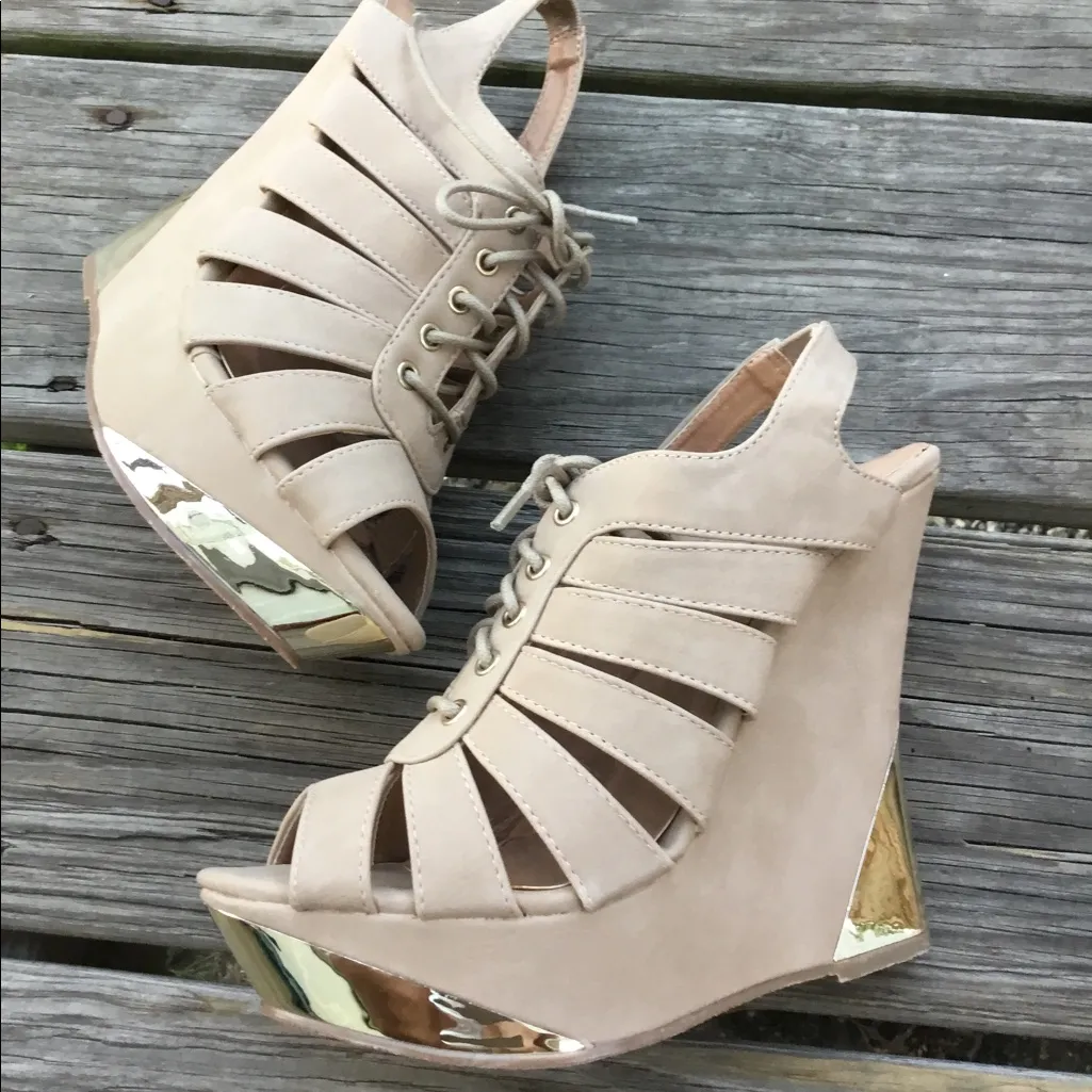 Modern platforms so cute👡 - Image 3