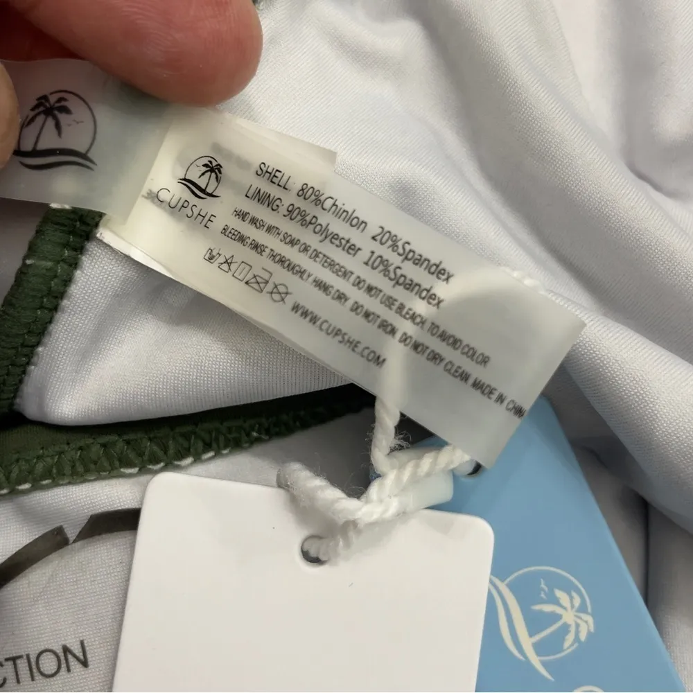 CUPSHE Women's One Piece Army Green Ruffled Lace Up V Neck Monokini Swimsuit - Image 9