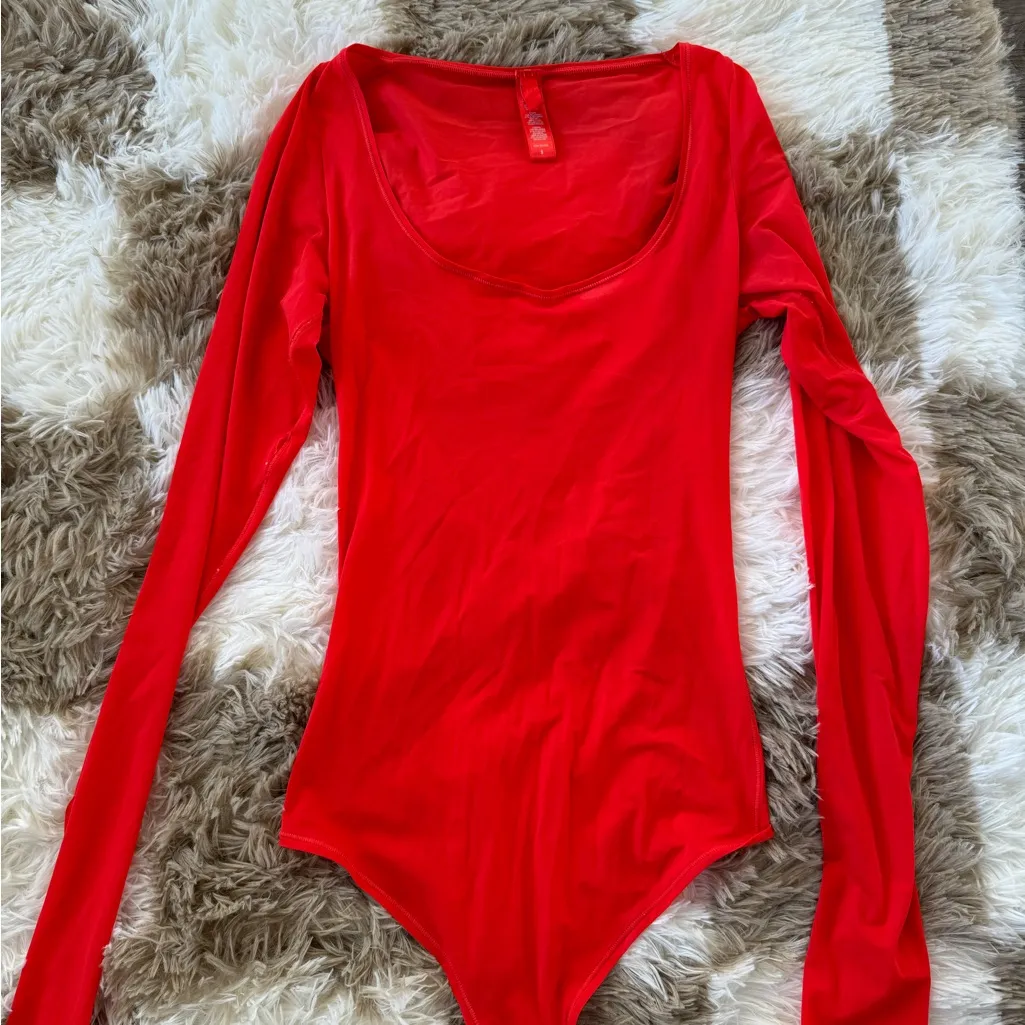 SKIMS Vibrant Red Long Sleeve Bodysuit - Image 2