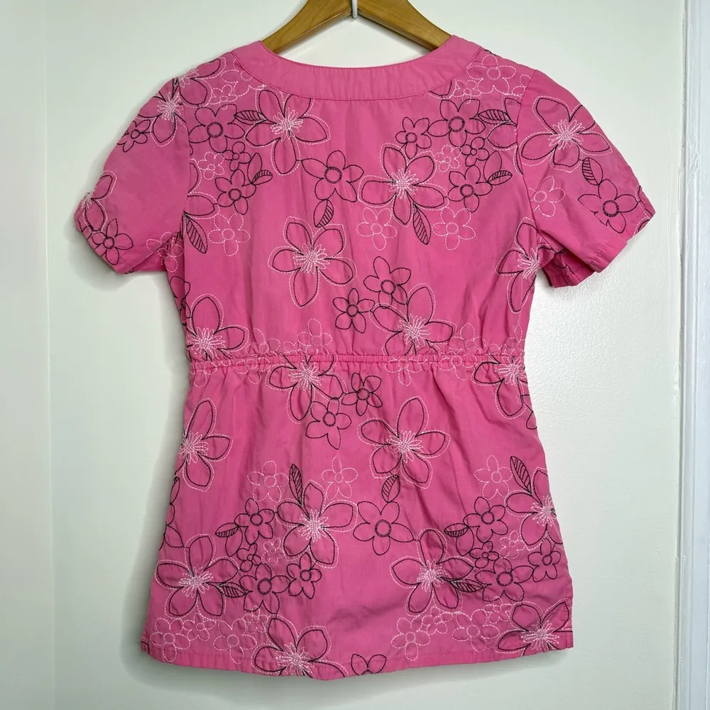 Peaches Pink Floral Embroidered Scrub Top Women’s Size XS Nurse Vet Medical - Image 6