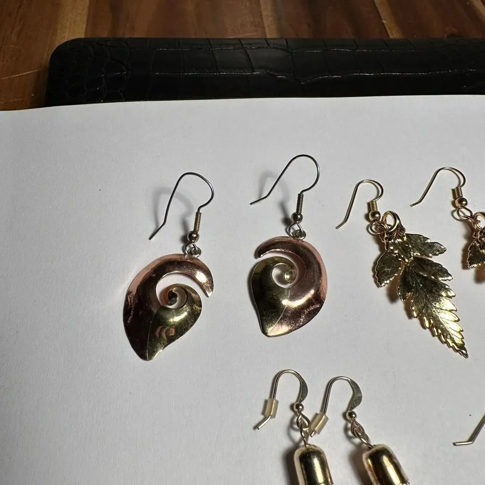 Lot Of 4 Dangle Drop Pierced Earrings - Image 5