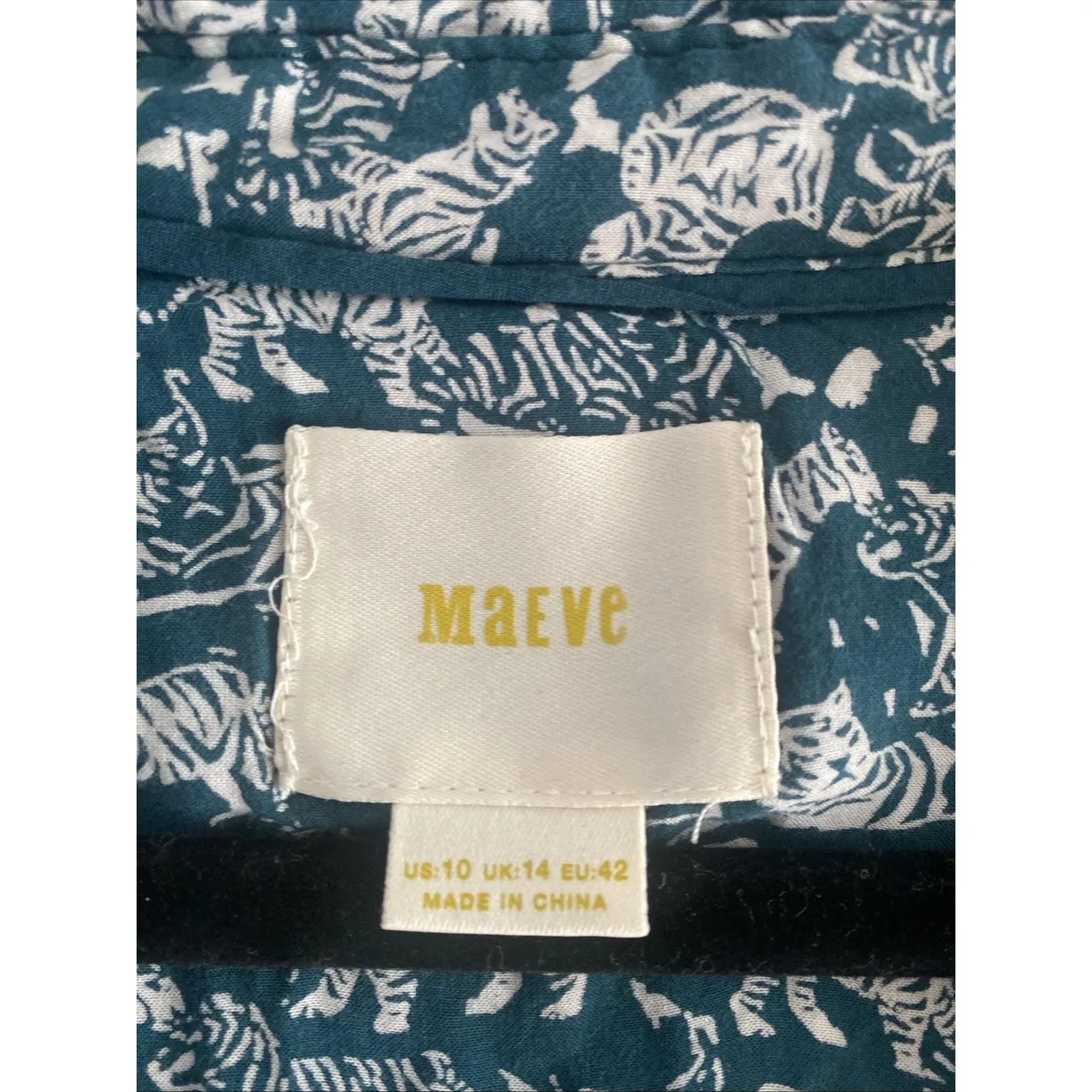 Maeve Womens 10 Blue Teal Tiger Button Down Raw Hem Sleeve - Image 2