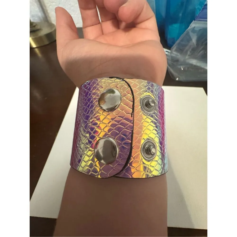 Vintage Y2K Women's Chunky Purple Embossed Cuff Patent Bracelet Scene Emo Grunge - Image 5