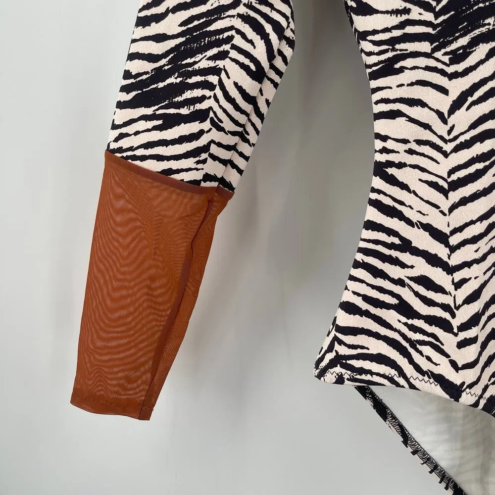 WET SWIMWEAR Eliana Rashguard Wetsuit Size Extra Small NWT Zebra Mesh Surf Scuba Black - Image 12