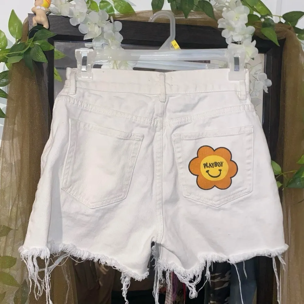 Playboy summer white denim playboy shorts w/ frayed design & flower back pocket - Image 2