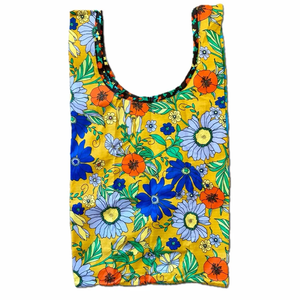 BAGGU Baby Baggu Patchwork Floral Print - DEADSTOCK - EUC Folds to 4x4in RARE - Image 2