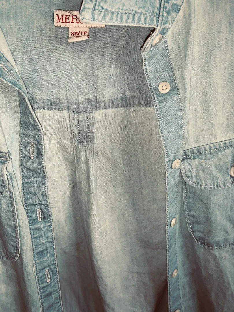 Merona Light Wash Top - Image 5