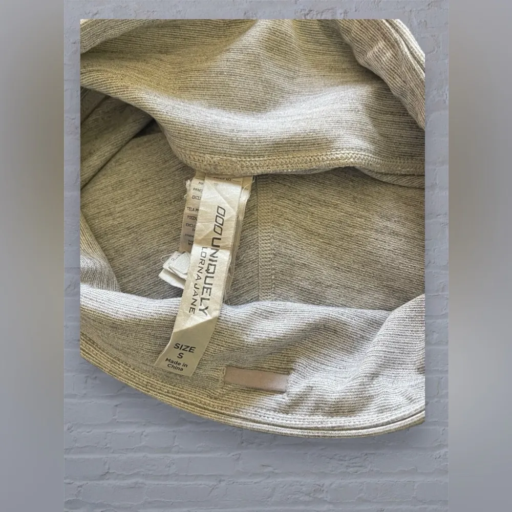 Lorna Jane Core Full Length Light Grey Women’s Activewear Leggings Size Small - Image 11