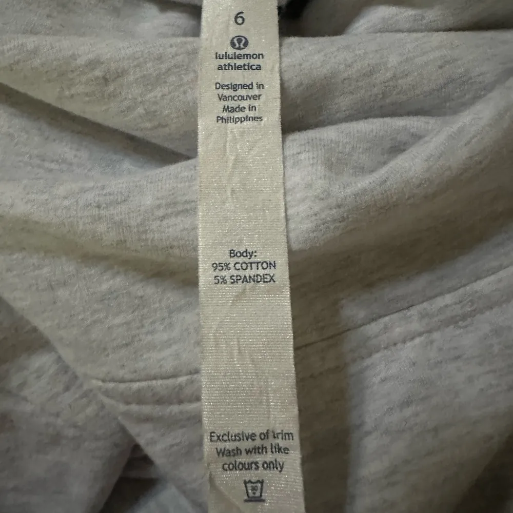 Lululemon Rest Day Cowl Neck Womens Size 6 Gray White Pullover - Image 8