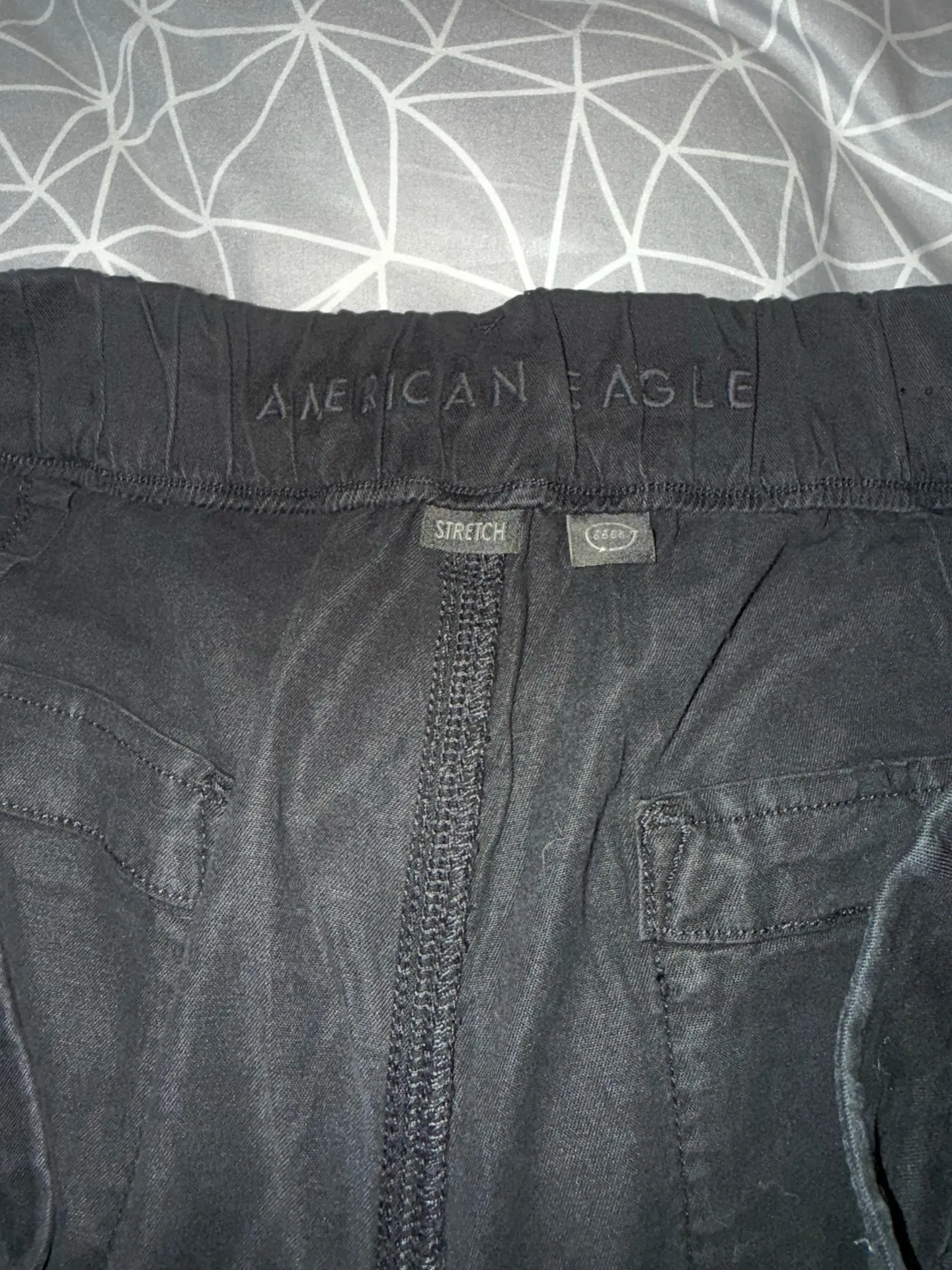 American Eagle Wide-Leg Cargo Baggy Pants - Image 2