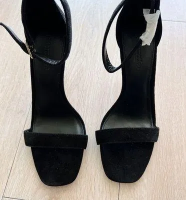 Kelly Heel - Image 3