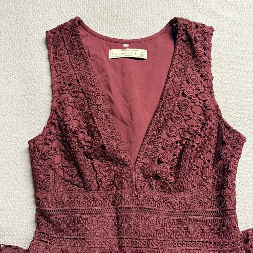 Abercrombie & Fitch Maroon Red V Neck Lace Fit & Flare Dress Vintage Size 2 EUC - Image 3