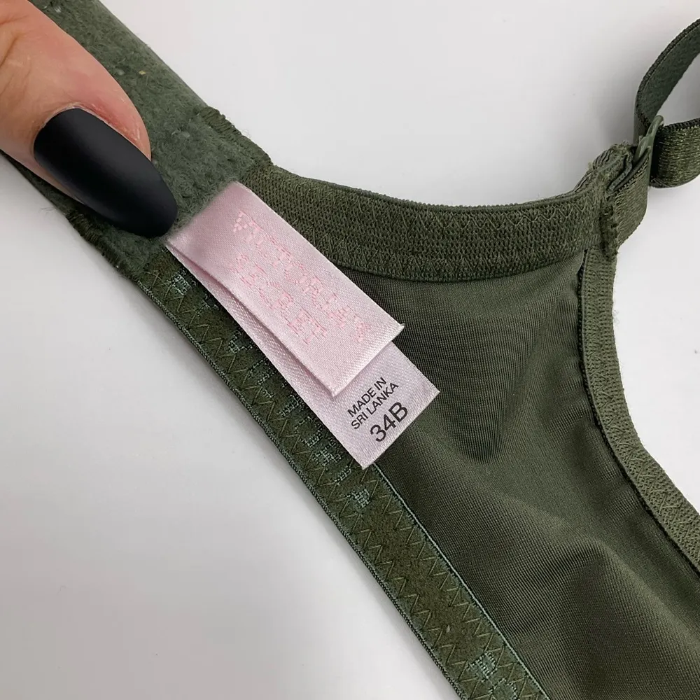 VICTORIAS SECRET BODY BY VICTORIA GREEN BRA - Image 4