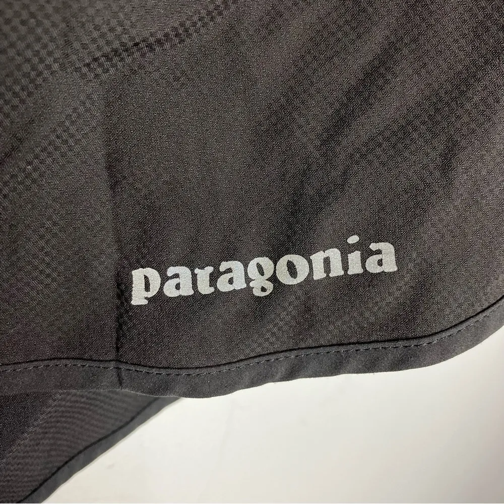 Patagonia Women’s Strider shorts black size medium‎ - Image 5