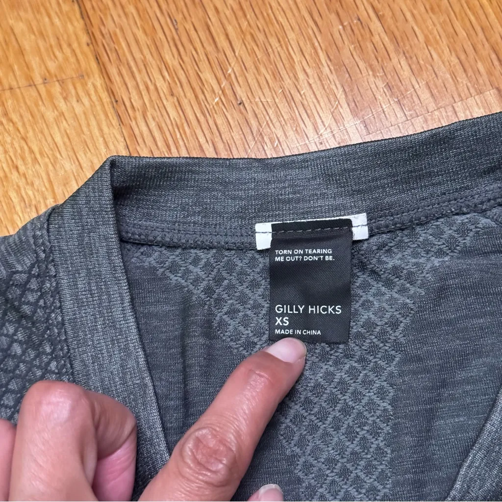 Gilly Hicks Women’s Short Sleeve T-shirt Gray XS EUC Activewear Athleisure Gym - Image 5