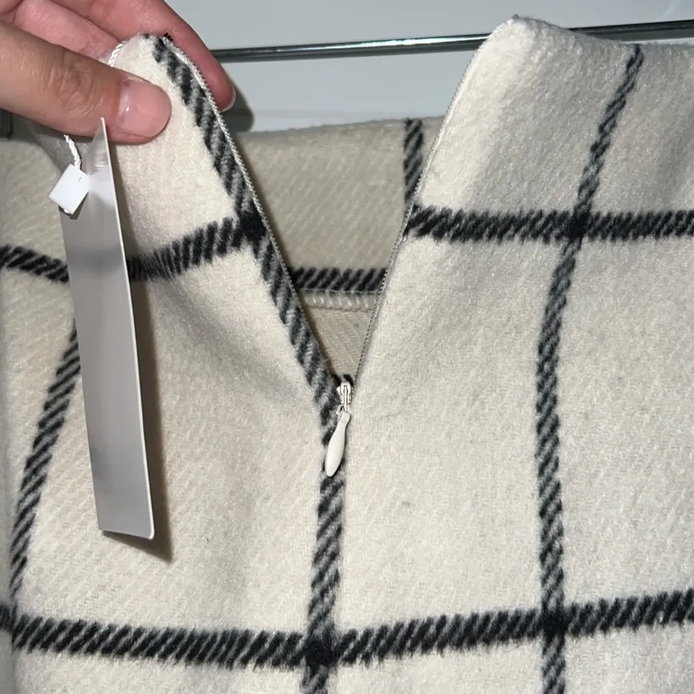 Pink Lily Plaid Pencil Mini Skirt - Image 4