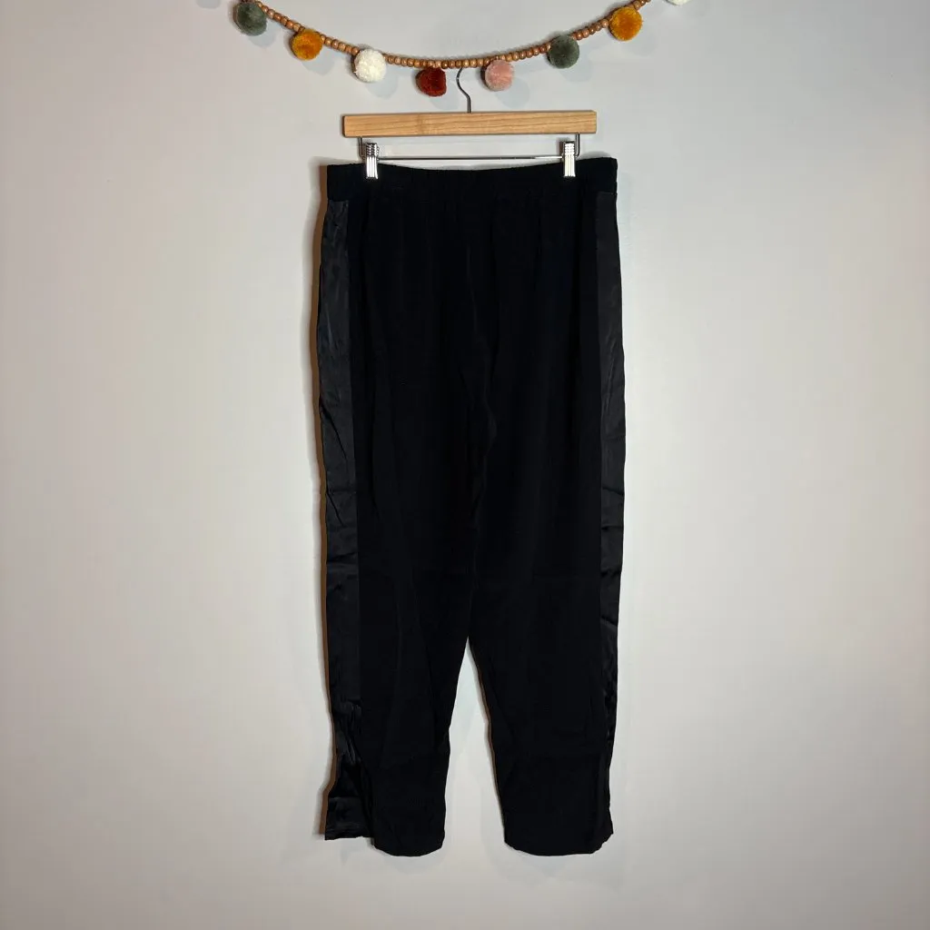 Universal Standard black pull on side panel casual pants - Image 3