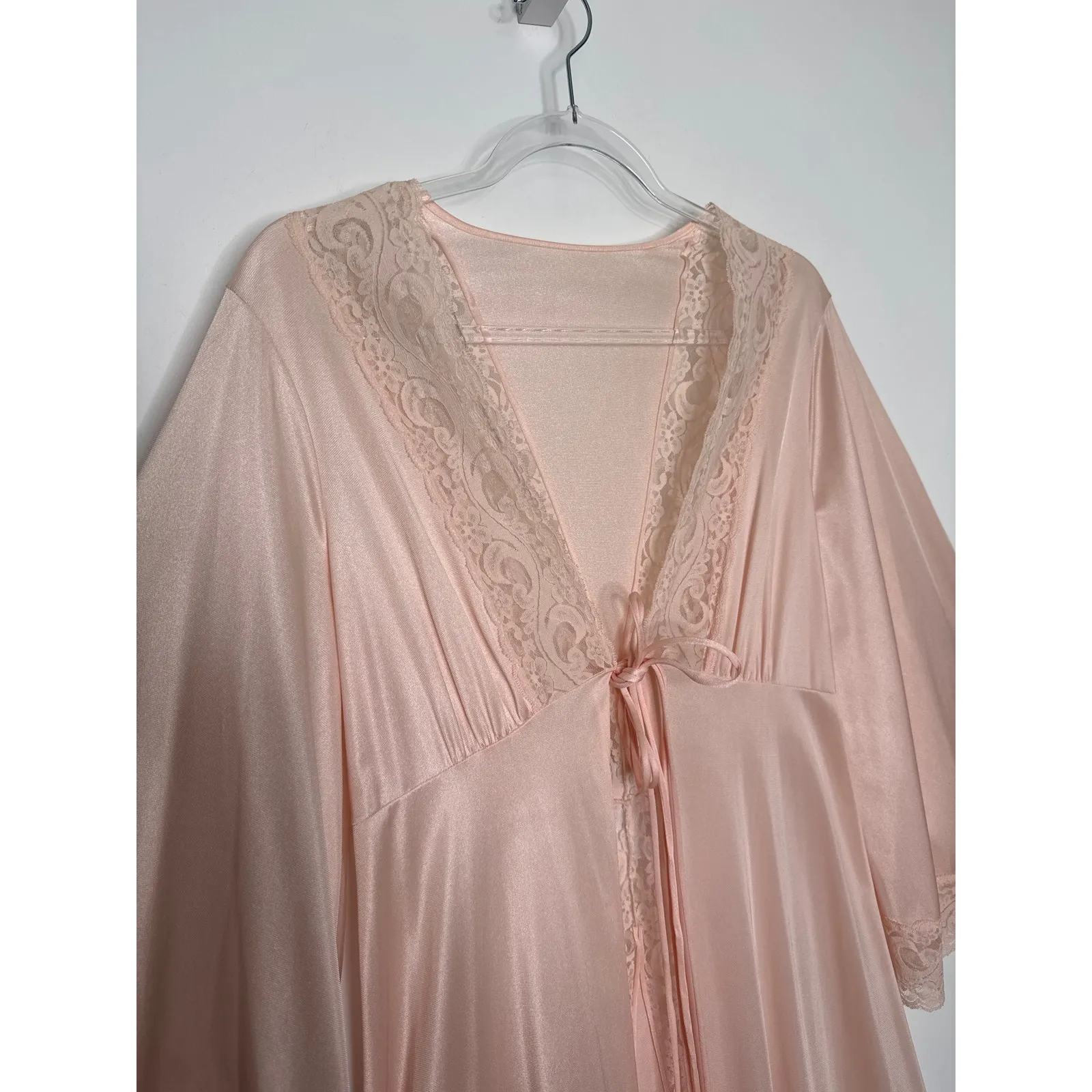 Vintage 1970s Llise Stevens Blush Pink Lace Peignoir Robe USA made Large - Image 8