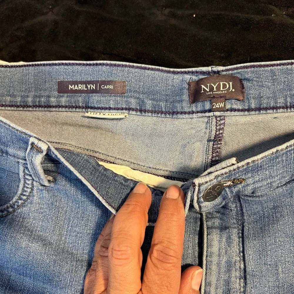 NYDJ Classic Light Wash Denim‎ Capri Jeans Casual Comfort Stretch Plus Size-24W - Image 5