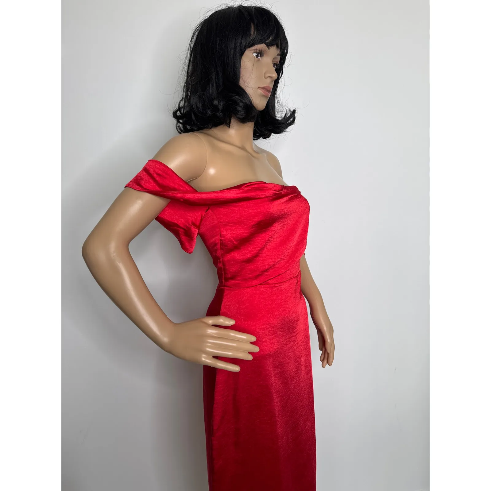 NWT Vesper London Red Off - Image 7