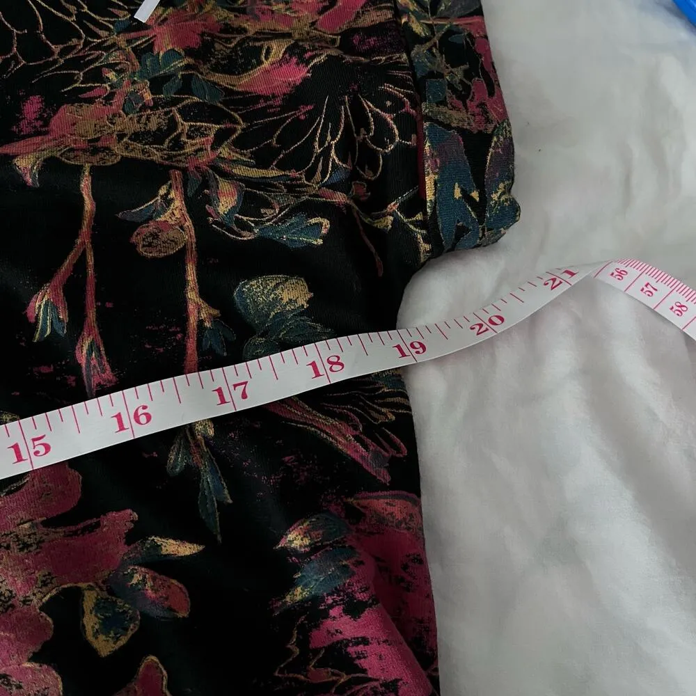 Peruvian Collection Red Floral Print T - Image 3