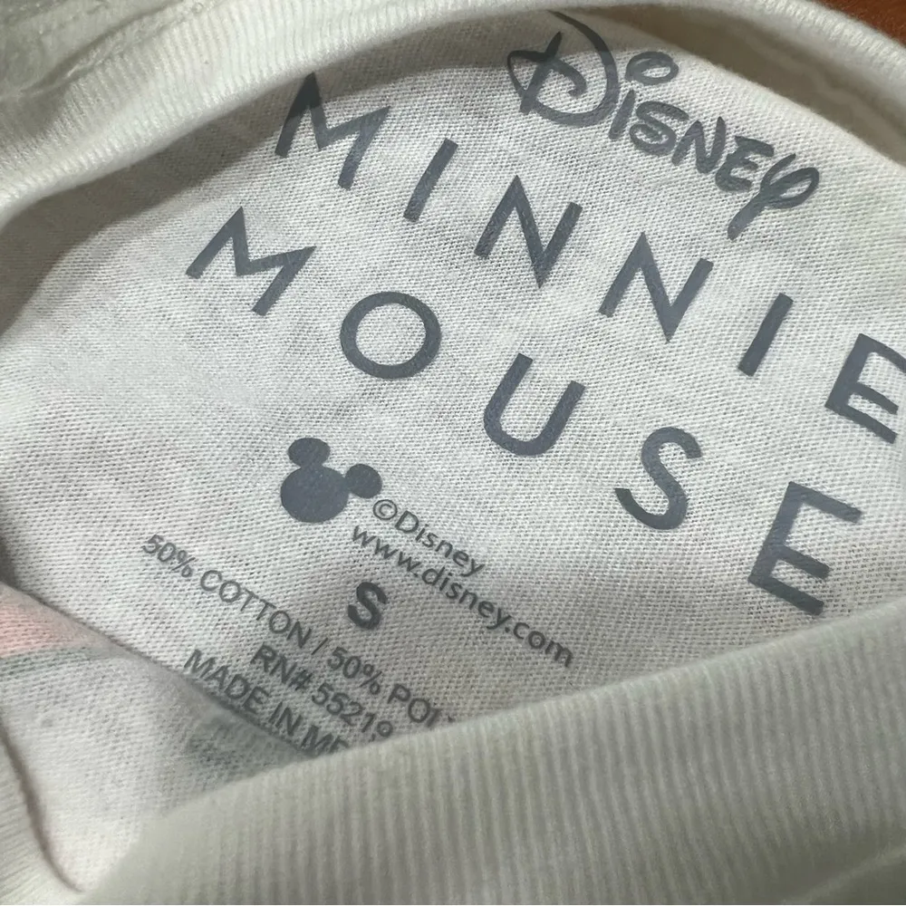 NWT Disney Minnie Mouse Old School Graphic T-Shirt small off white - Image 3