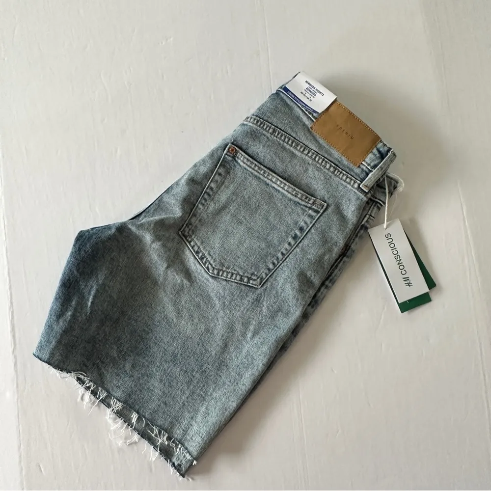 H&M Cutoff jean shorts Bermuda Stone Washed Denim Shorts Size 10 NWT Bermuda - Image 7