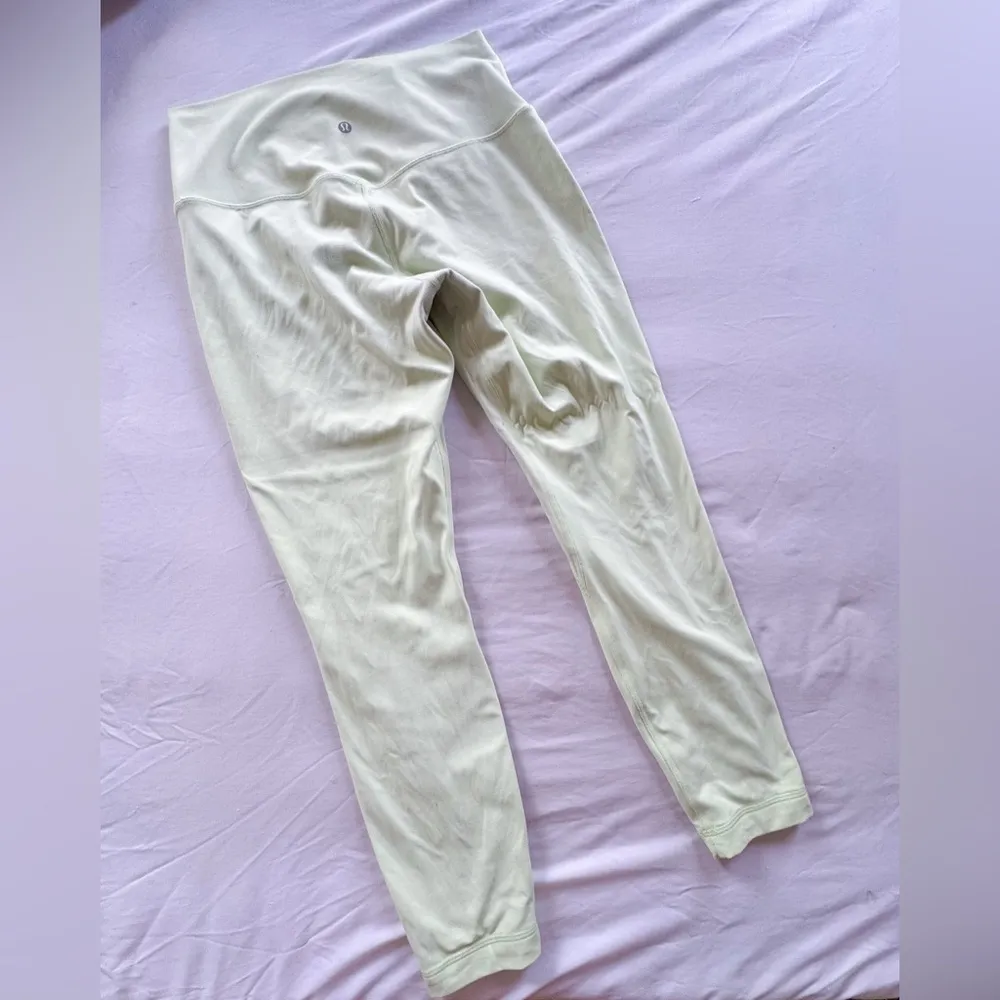 Lululemon Align HR Pant 25”- size 10 creamy mint - Image 4