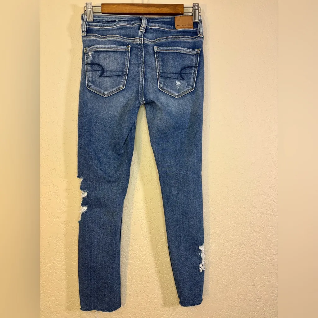 American Eagle Outfitters Distressed Ripped Blue Skinny Jeans Size 0 - Image 2
