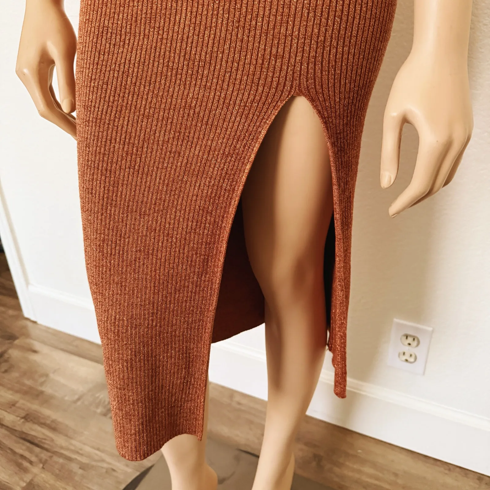 [Superdown] Copper Metallic Arima Halter Neck Knit Midi Sweater Dress Sz Small S - Image 9