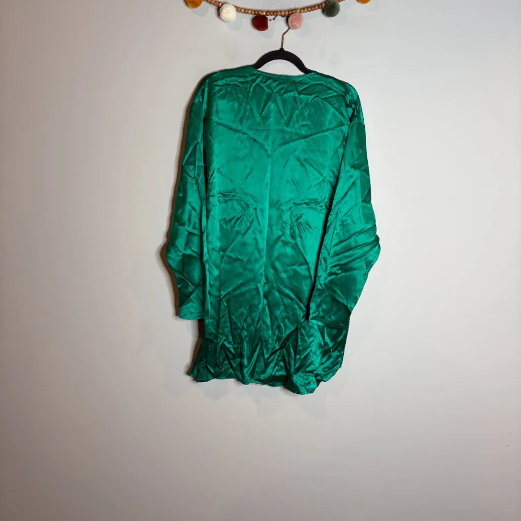 NWT Vintage Victoria's Secret Gold Label green silk night shirt Deadstock - Image 4