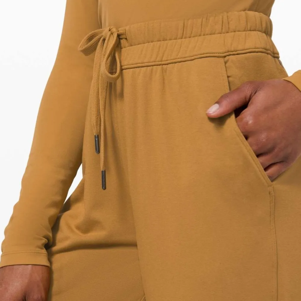 Lululemon Bound to Bliss High-Rise 7/8 Pant Wide Leg Spiced Bronze Orange Yellow - Image 5