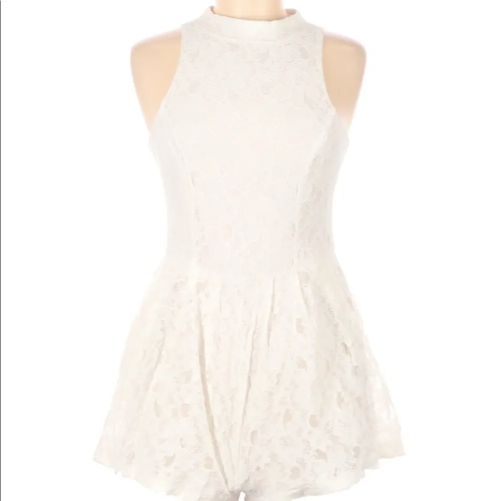 Acemi  medium flirty romantic Lacey romper - Image 2