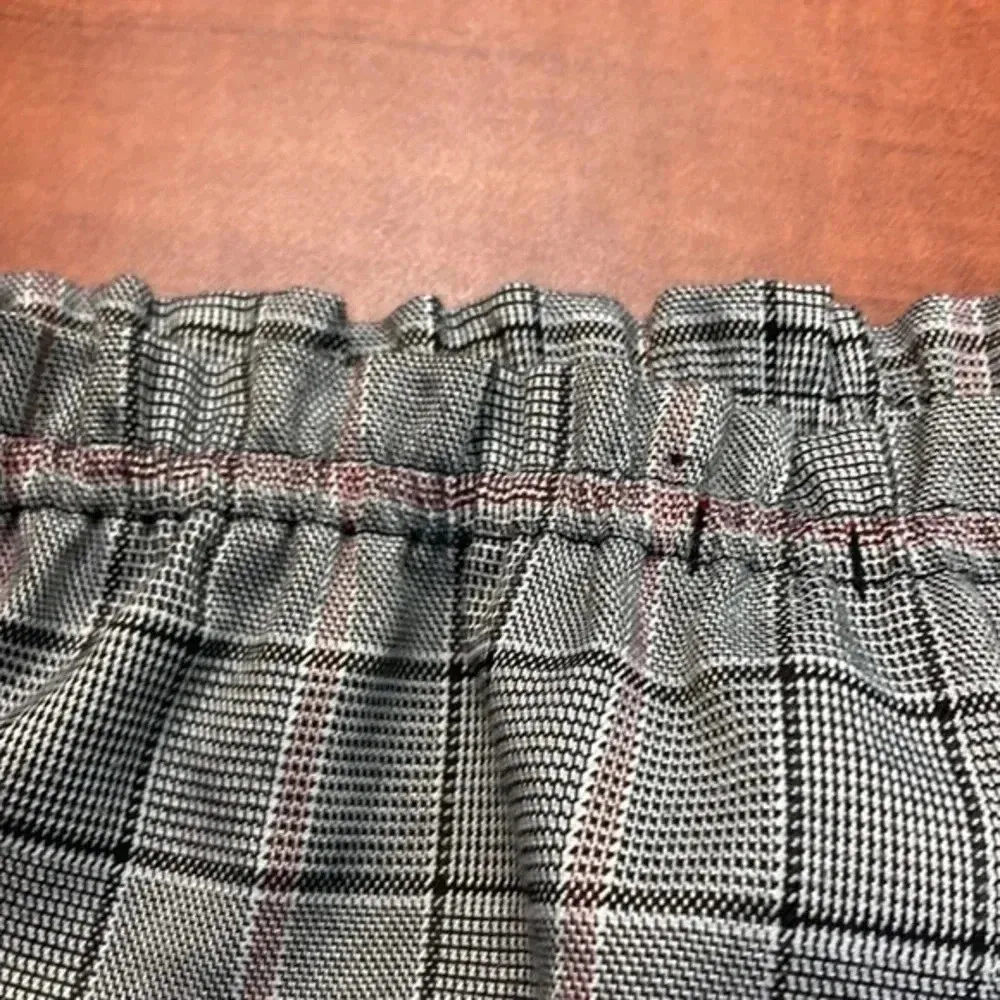 Guess ladies blouse L - Image 4