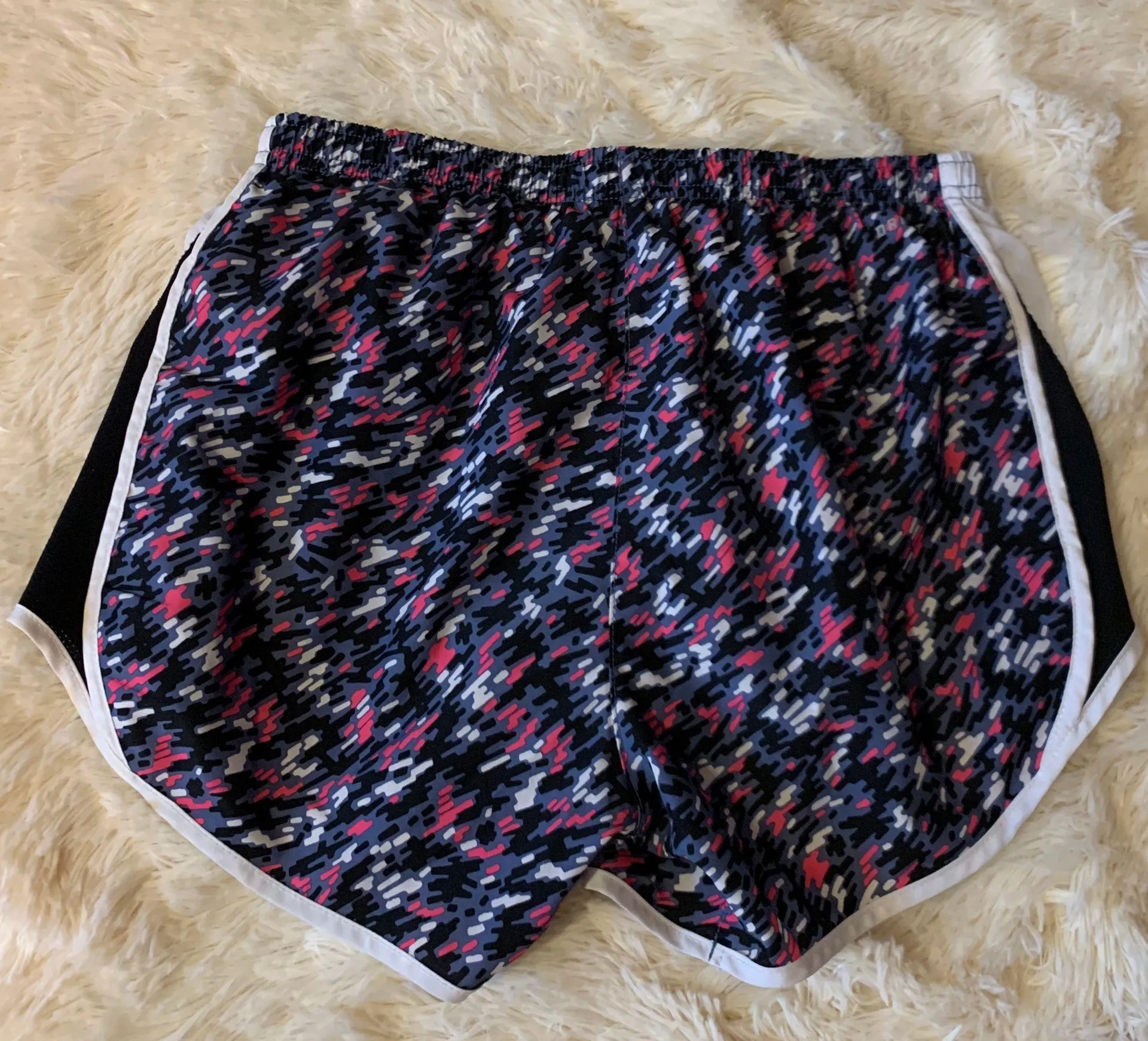 Nike Athletic Workout Shorts - Image 2