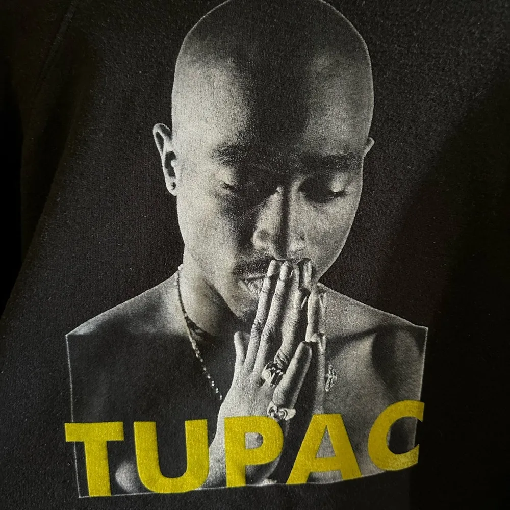 Tupac Praying Crop Top Hoodie Size L - Image 2