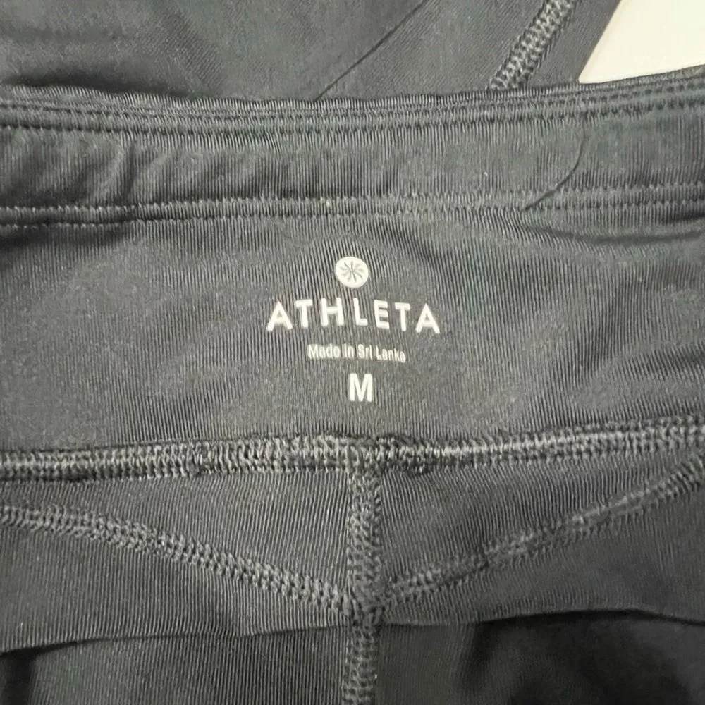 Athleta Stride Capri Leggings Black Reflective Accents Size M Athleisure - Image 7