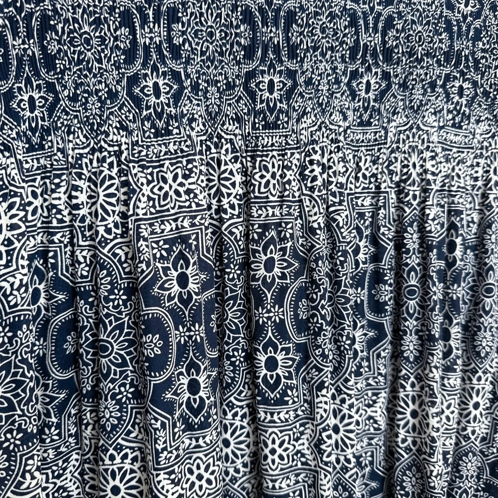 Floral & Ivy Boho Paisley Long Sleeve Peplum Top Size Medium Blue White Blouse - Image 6