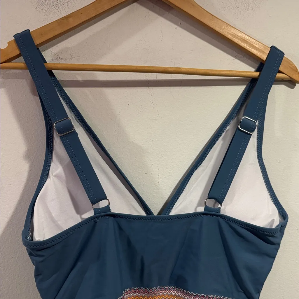 Swimsuit blooming jelly one piece swimwear lined removable padding NEW medium - Image 5